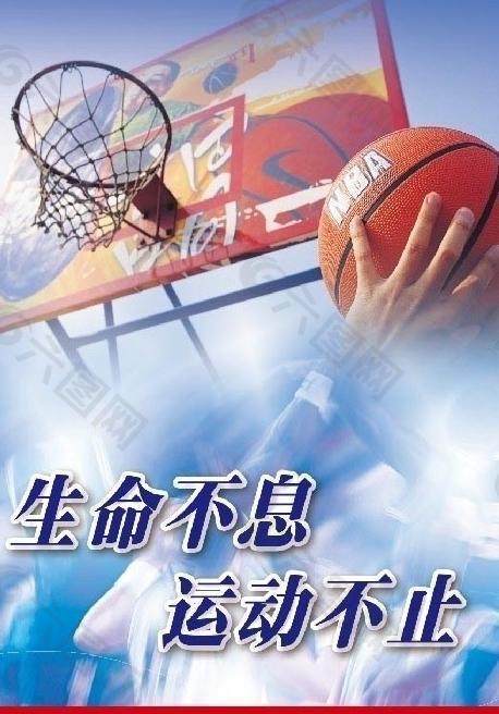 在此